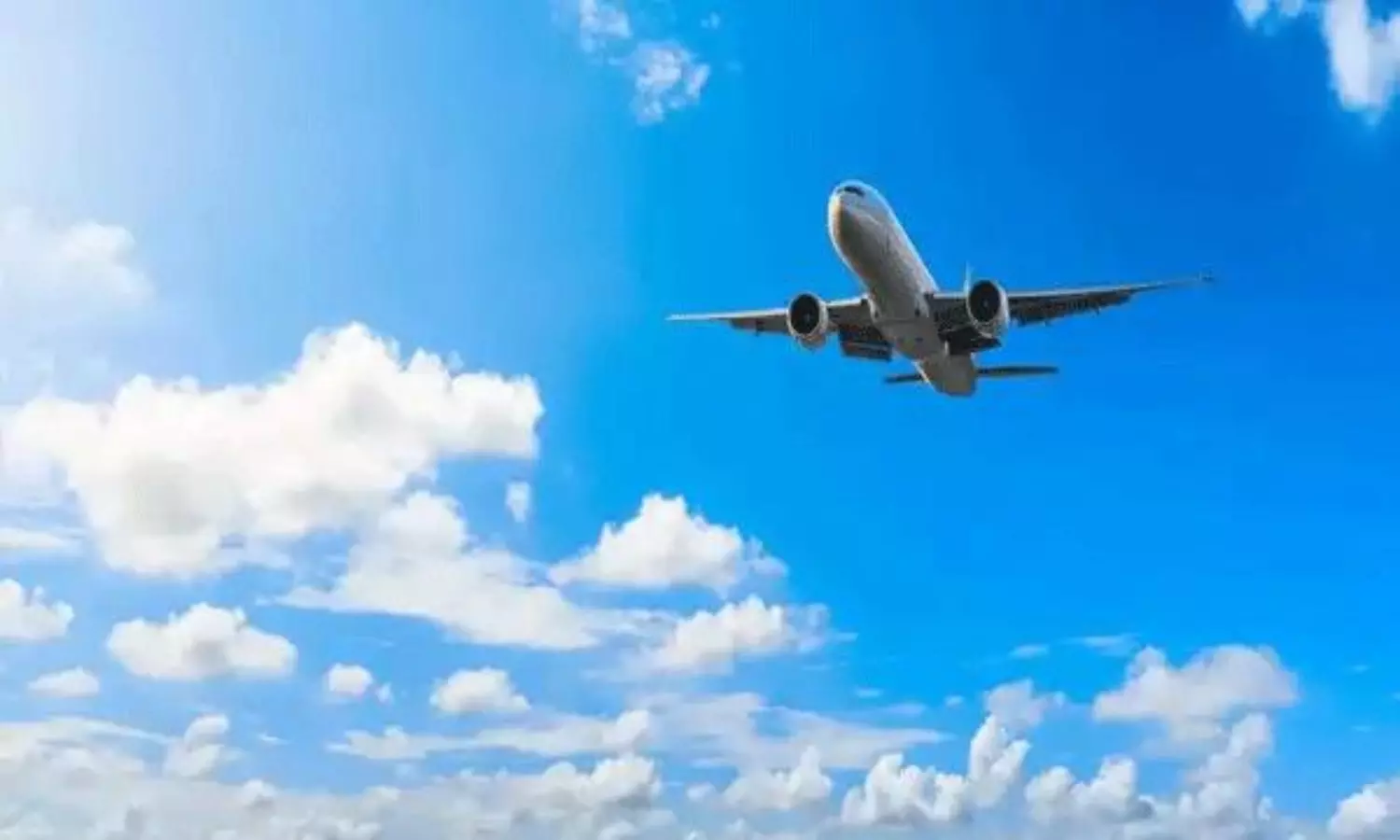 అబుదాబి, హనోయి, బాలి... భారతీయులు ఎక్కువగా వెళ్తున్న టాప్ 3 దేశాలు ఇవే!