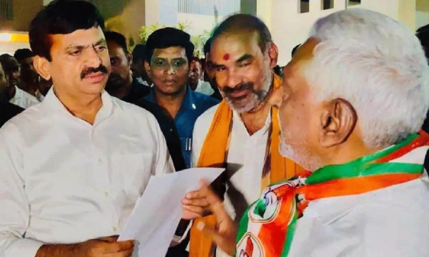 మంత్రి పొంగులేటికి ఇచ్చిపడేసిన జీవన్ రెడ్డి