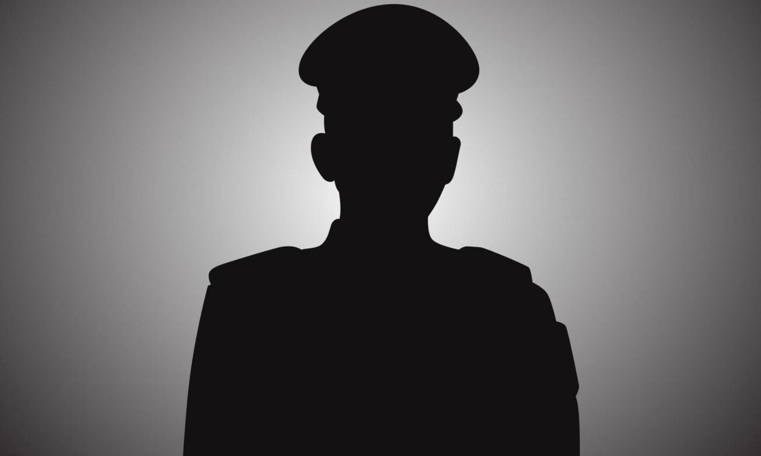 కూట‌మికి తిప్ప‌లు: అటెండ‌ర్‌ను చెప్పుతో కొట్టిన సీఐ