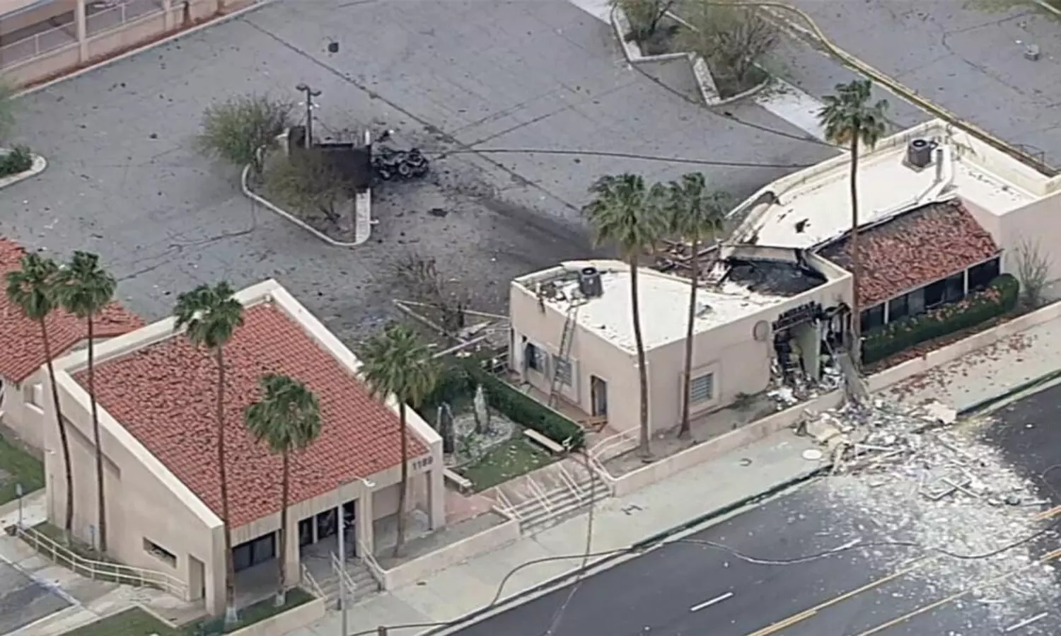 అమెరికాను తాకిన ఉగ్రవాదం.. హెల్త్ క్లీనిక్ లో బాంబు పేలుడు!