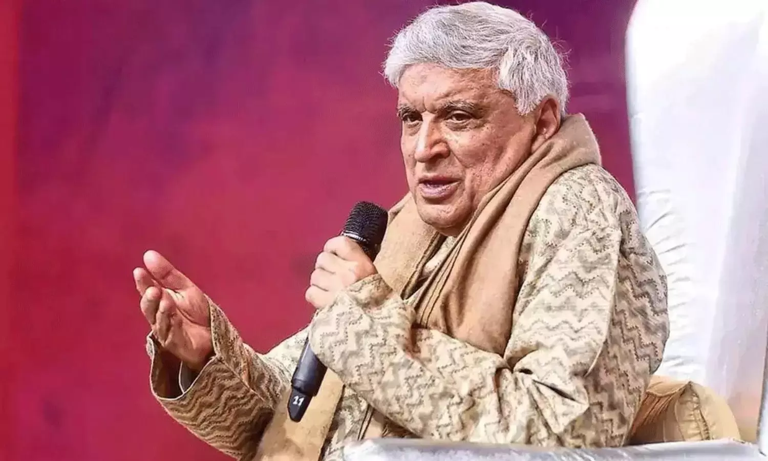 పాకిస్తాన్‌కి కాదు న‌ర‌కానికి పోతాను: పాపుల‌ర్ లిరిసిస్ట్