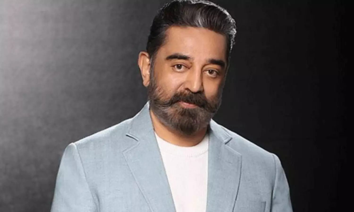 పువ్వు...నవ్వు కోసం పేరు మార్చుకున్న స్టార్! పువ్వు...నవ్వు కోసం పేరు మార్చుకున్న స్టార్!