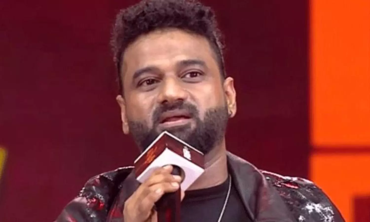 డీఎస్పీ లా డైరెక్ట‌ర్ల గురించి గొప్ప‌గా చెప్పేది ఎంత‌మంది?