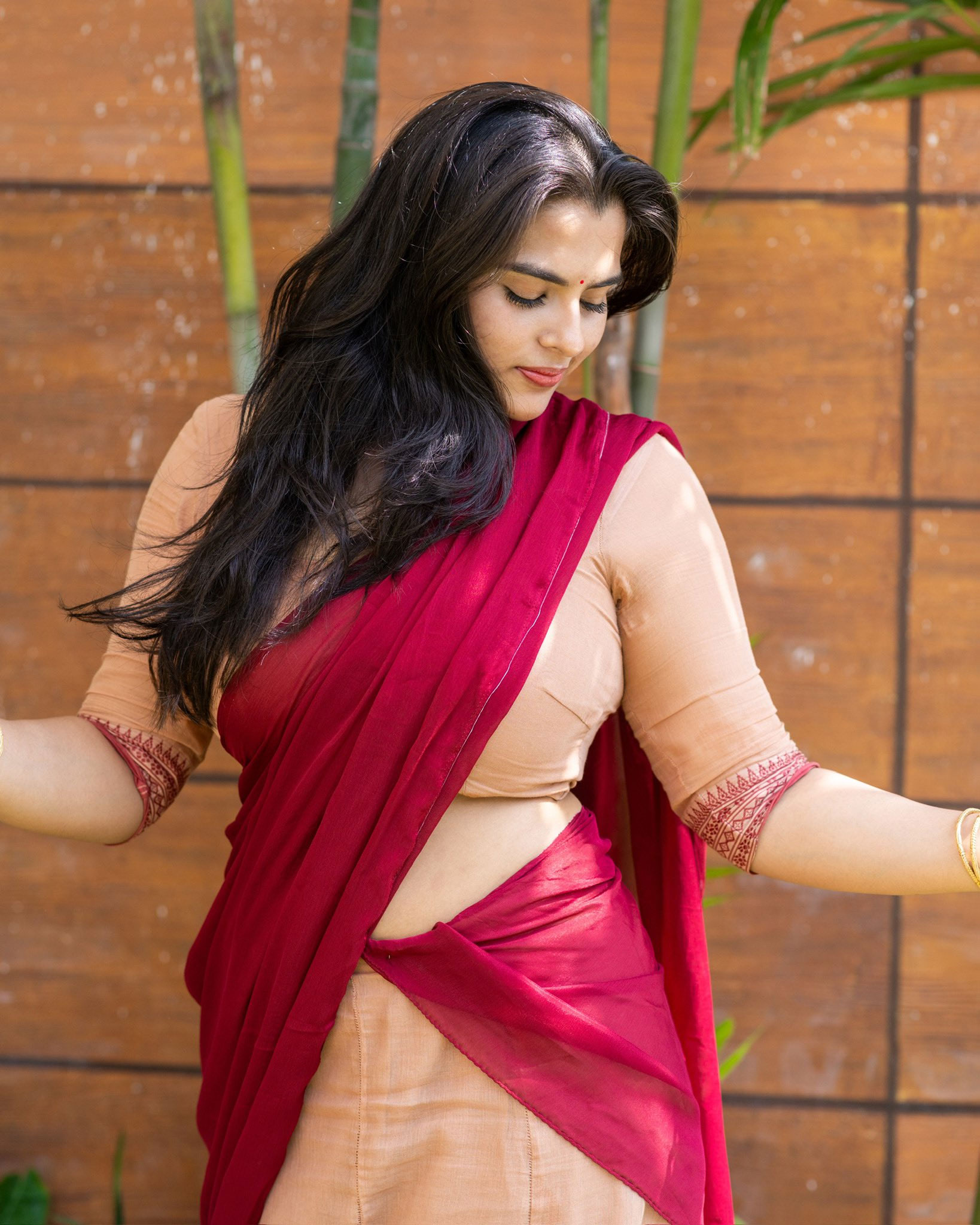 Kavyas Latest Insta Post Breaks the Internet