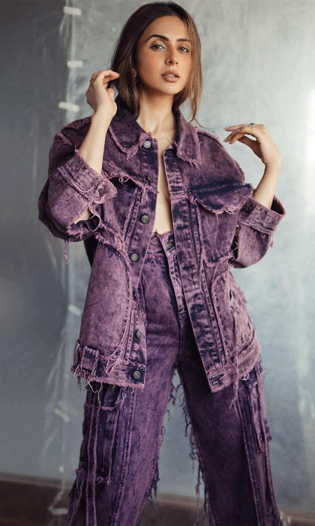 Rakul Preet Singh rocks the messy hair look