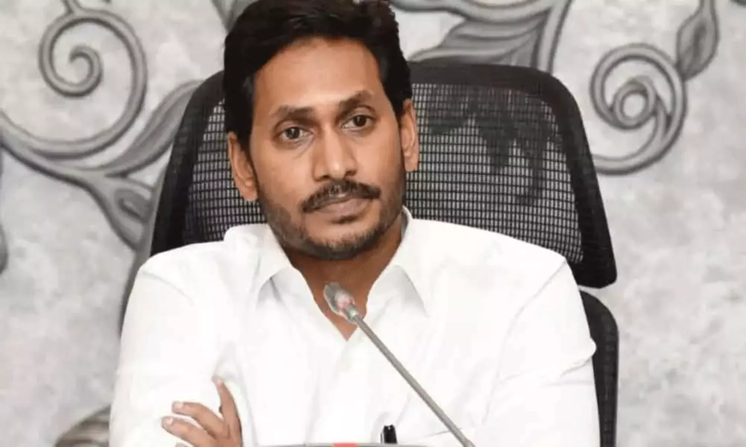 జ‌గ‌న్ ఆశ‌లు.. జ‌నం నిరాశ‌లు.. !