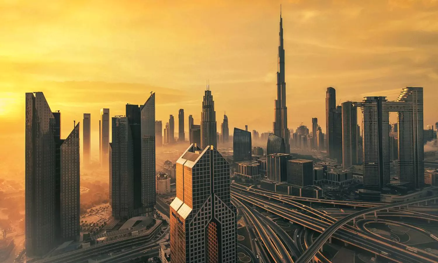 ట్రంప్ గోల్డ్ కార్డ్కు షాక్.. పన్నుల్లేవ్.. నేరాల్లేవ్.. మిడిల్ ఈస్ట్‌కు క్యూ కడుతున్న కోటీశ్వరులు!