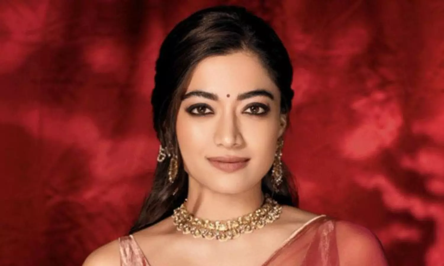 ఇండస్ట్రీలో ర‌ష్మిక కు పోటీనే లేదా?