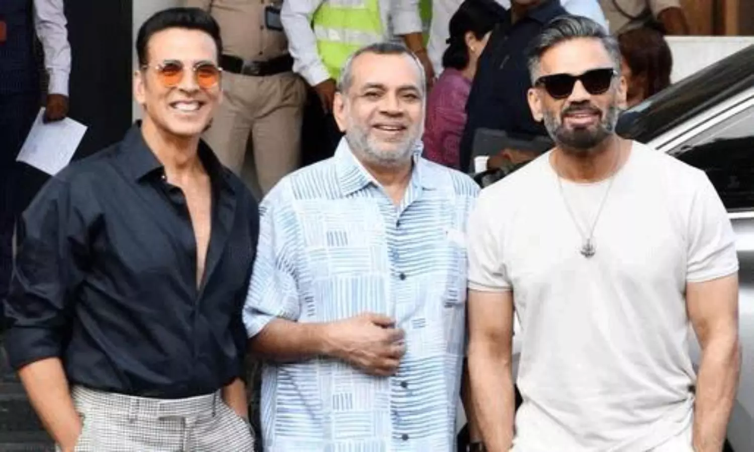 స‌హ‌న‌టుడిపై 25 కోట్లకు దావా వేసిన స్టార్ హీరో