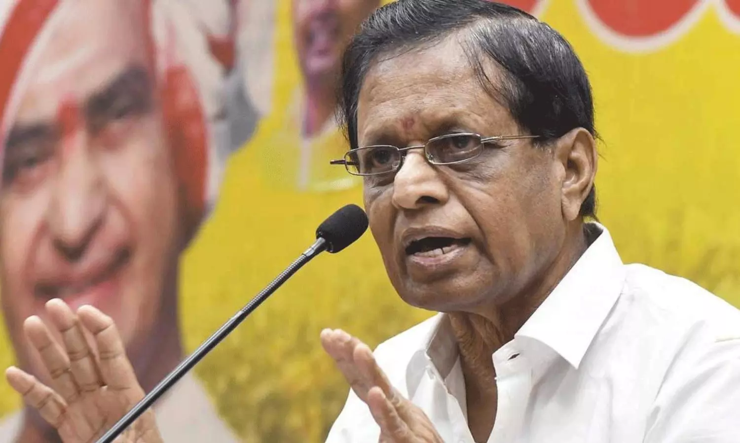 సొంత ప్రభుత్వాన్ని ఇరకాటంలో పెట్టిన దాడి