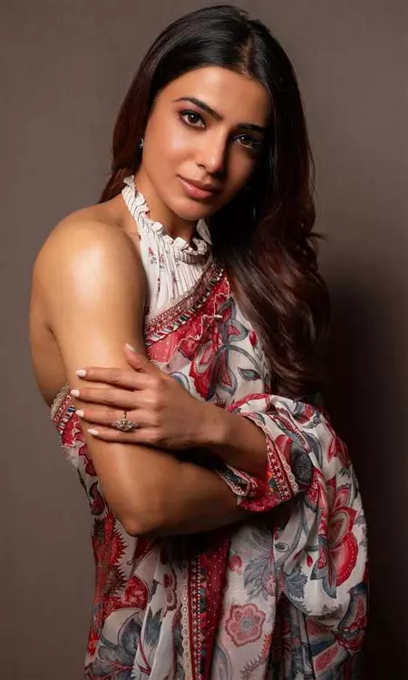 Samanthas Saree Look is Straight Out of a Dream