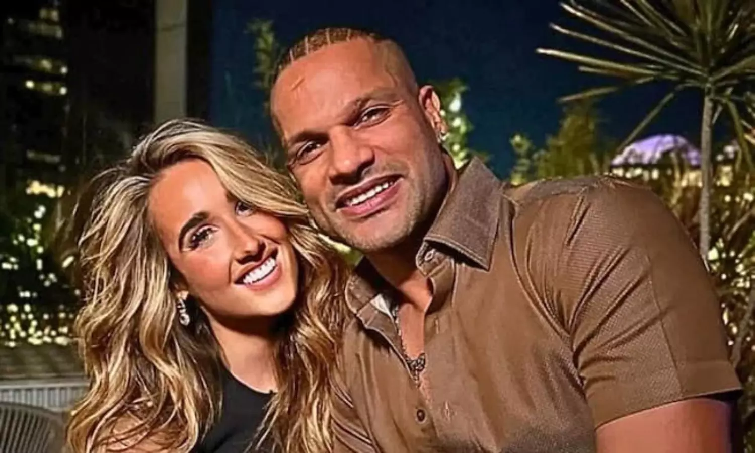 ధావన్ 70కోట్ల ఖరీదైన అపార్ట్మెంట్! ధావన్ 70కోట్ల ఖరీదైన అపార్ట్మెంట్!