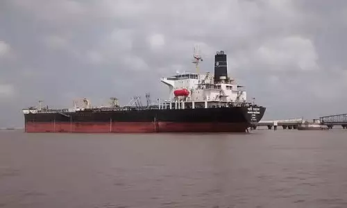 రూ.85,000 కోట్ల డీల్.. భారత్ భారీ చమురు నౌకల కొనుగోలుకు సిద్ధం!