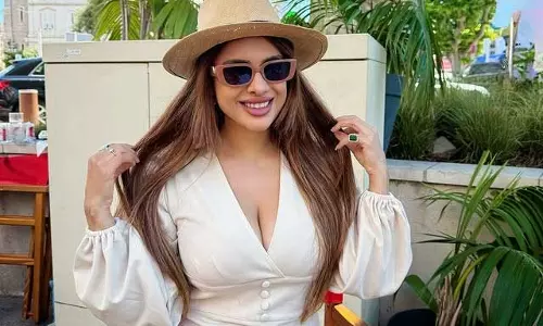 Neha slays the summer look in Cannes