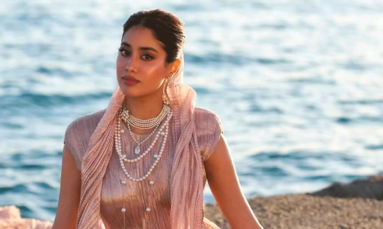 జాన్వీని ఇకపై విమర్శించరు... మొత్తం మారుతుంది!