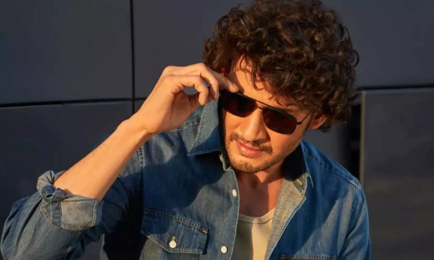 మహేష్ లిస్ట్ లో ఆ డైరెక్టర్..? మహేష్ లిస్ట్ లో ఆ డైరెక్టర్..?