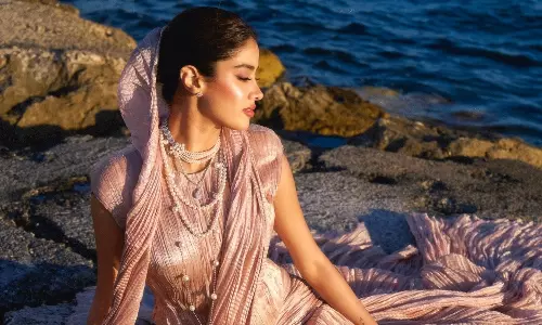 కేన్స్‌ ఫెస్టివల్‌లో జాన్వీ సంతోషం, దుఃఖం