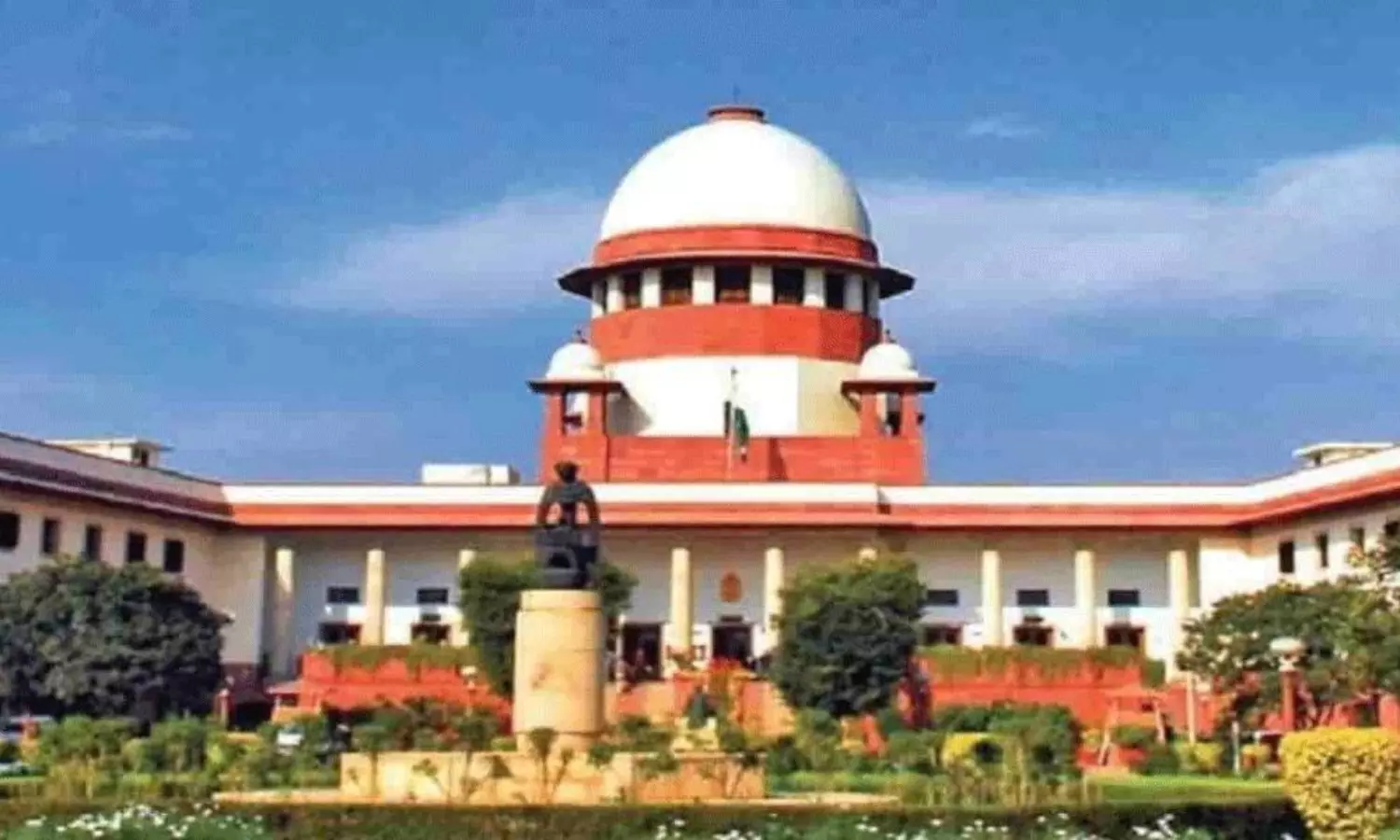 మైనర్ తో లైంగిక సంబంధం... దోషిగా తేలిన వ్యక్తిని వదిలేసిన సుప్రీం!