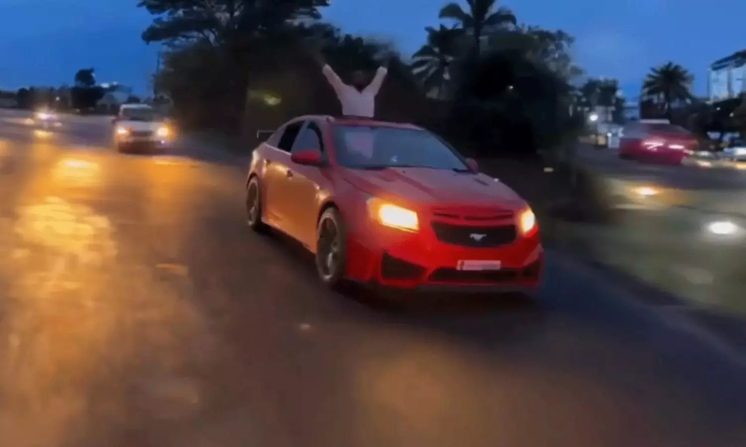 బెయిల్  తో గ్యాంగ్  రే*ప్  నిందితుల  సంబరాలు.. వీడియో వైరల్!