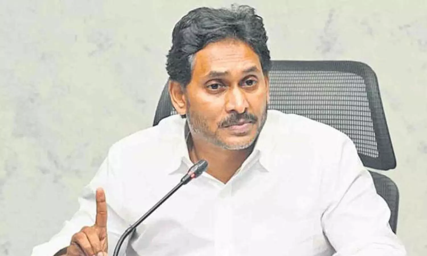 ఇసుకపైనా మరో సిట్.. మళ్లీ జగనే టార్గెట్!