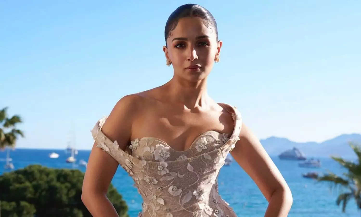 ఆలియా కేన్స్ ఆరంగేట్రం రెస్పాన్స్ ఇదీ