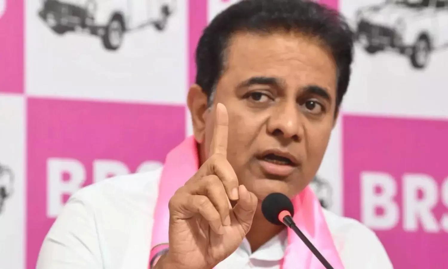 KTR Sidesteps Kavitha Letter Sparks Debate KTR Sidesteps Kavitha Letter Sparks Debate