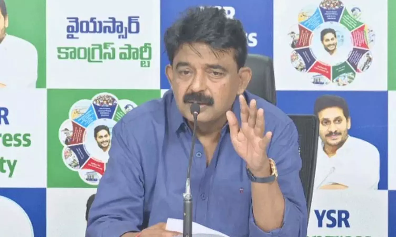 ఫ్లాపు సినిమాకు ఇంత హడావిడి అవసరమా? ఫ్లాపు సినిమాకు ఇంత హడావిడి అవసరమా?