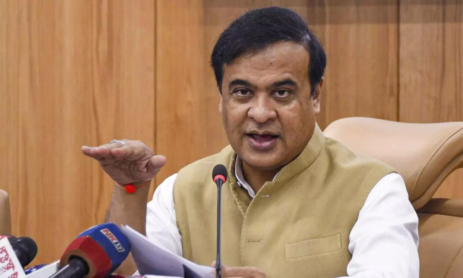 షాకింగ్... అస్సాంలో ఎమ్మెల్యేతో పాటు ఇంతమంది పాక్ మద్దతుదారులా? షాకింగ్... అస్సాంలో ఎమ్మెల్యేతో పాటు ఇంతమంది పాక్ మద్దతుదారులా?