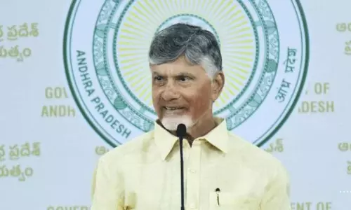 బాబు చుట్టూ కోటరీ ?