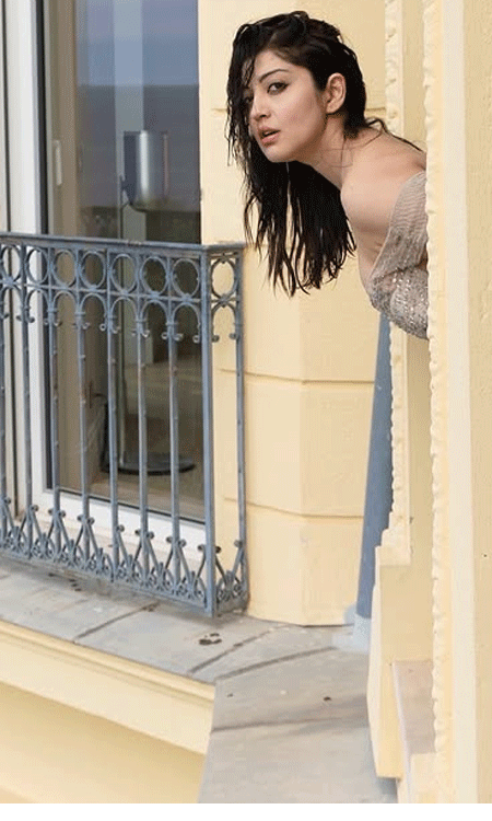 Pranitha Subhash Eye Candy Look at Cannes 2025