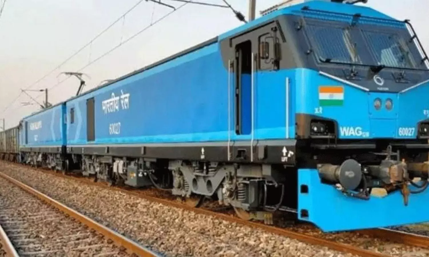 సింగిల్ ఇంజిన్తో డబుల్ పని.. మేక్ ఇన్ ఇండియా అద్భుతం! సింగిల్ ఇంజిన్తో డబుల్ పని.. మేక్ ఇన్ ఇండియా అద్భుతం!