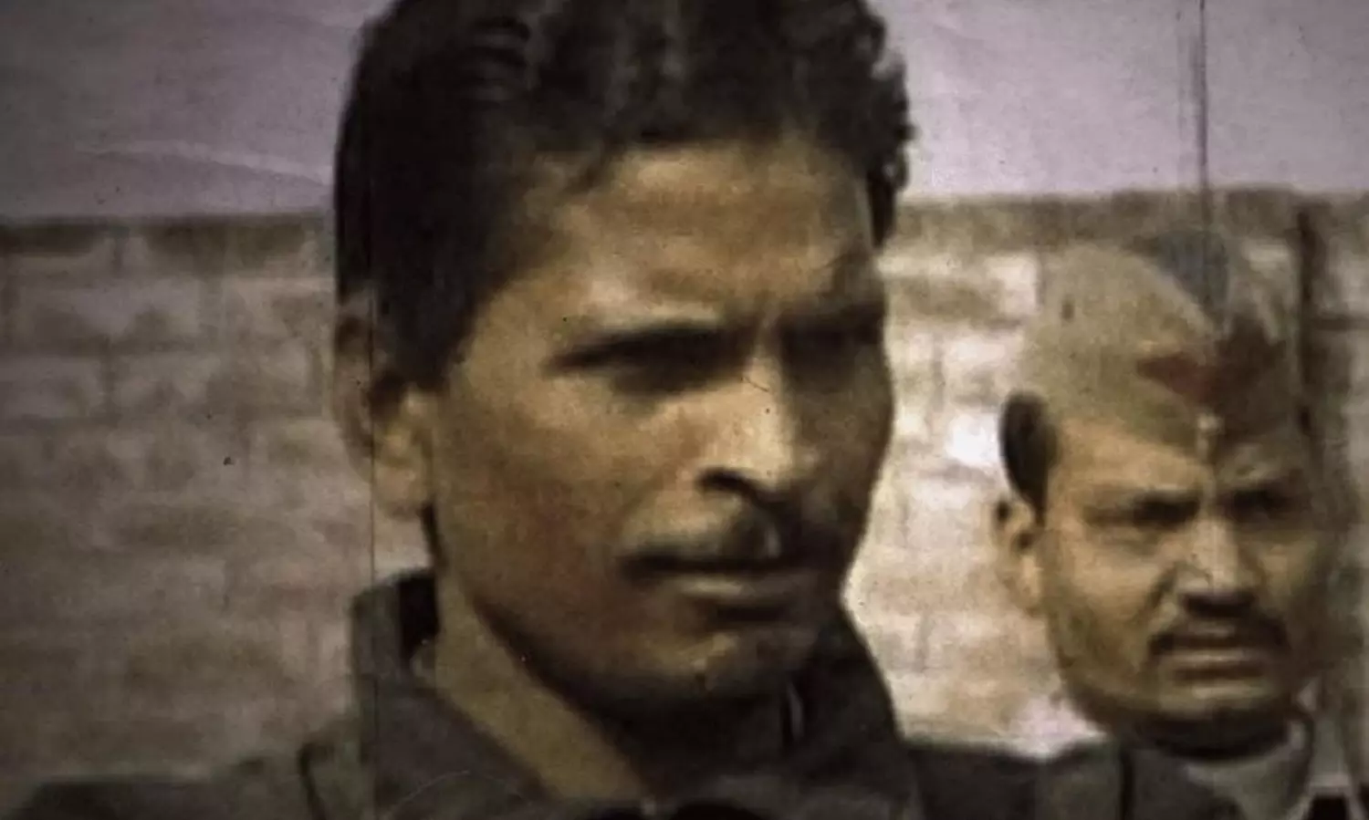 మనిషి తలతో సూపే తాగే నరమాంస భక్షకుడు.. కోలందర్ అండ్ కోకు జీవితఖైదు మనిషి తలతో సూపే తాగే నరమాంస భక్షకుడు.. కోలందర్ అండ్ కోకు జీవితఖైదు