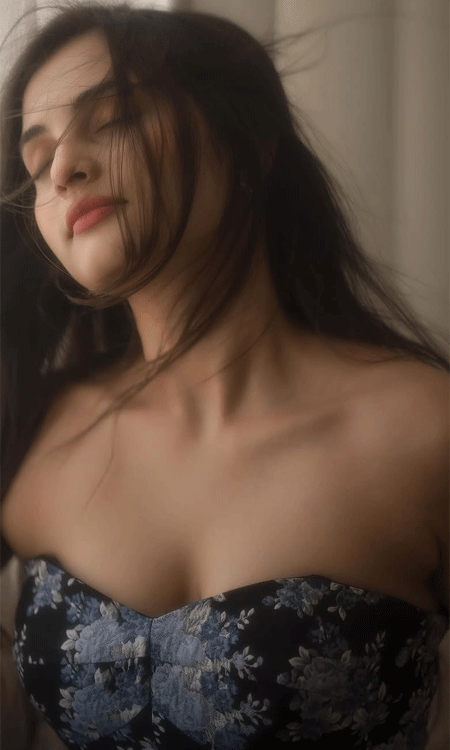 Ramya Pasupuleti’s Dreamy Look Sets Social Media on Fire