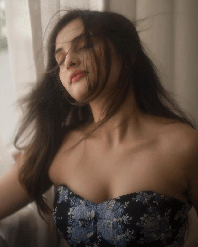 Ramya Pasupuleti’s Dreamy Look Sets Social Media on Fire Ramya Pasupuleti’s Dreamy Look Sets Social Media on Fire