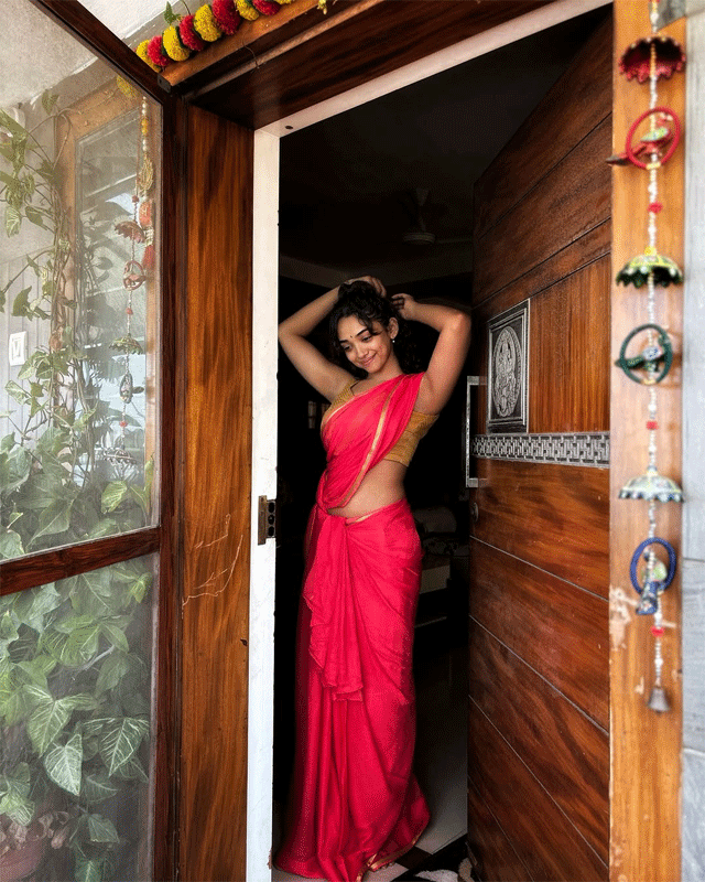 Saanve Megghana�s Desi Look Melts Hearts Saanve Megghana�s Desi Look Melts Hearts