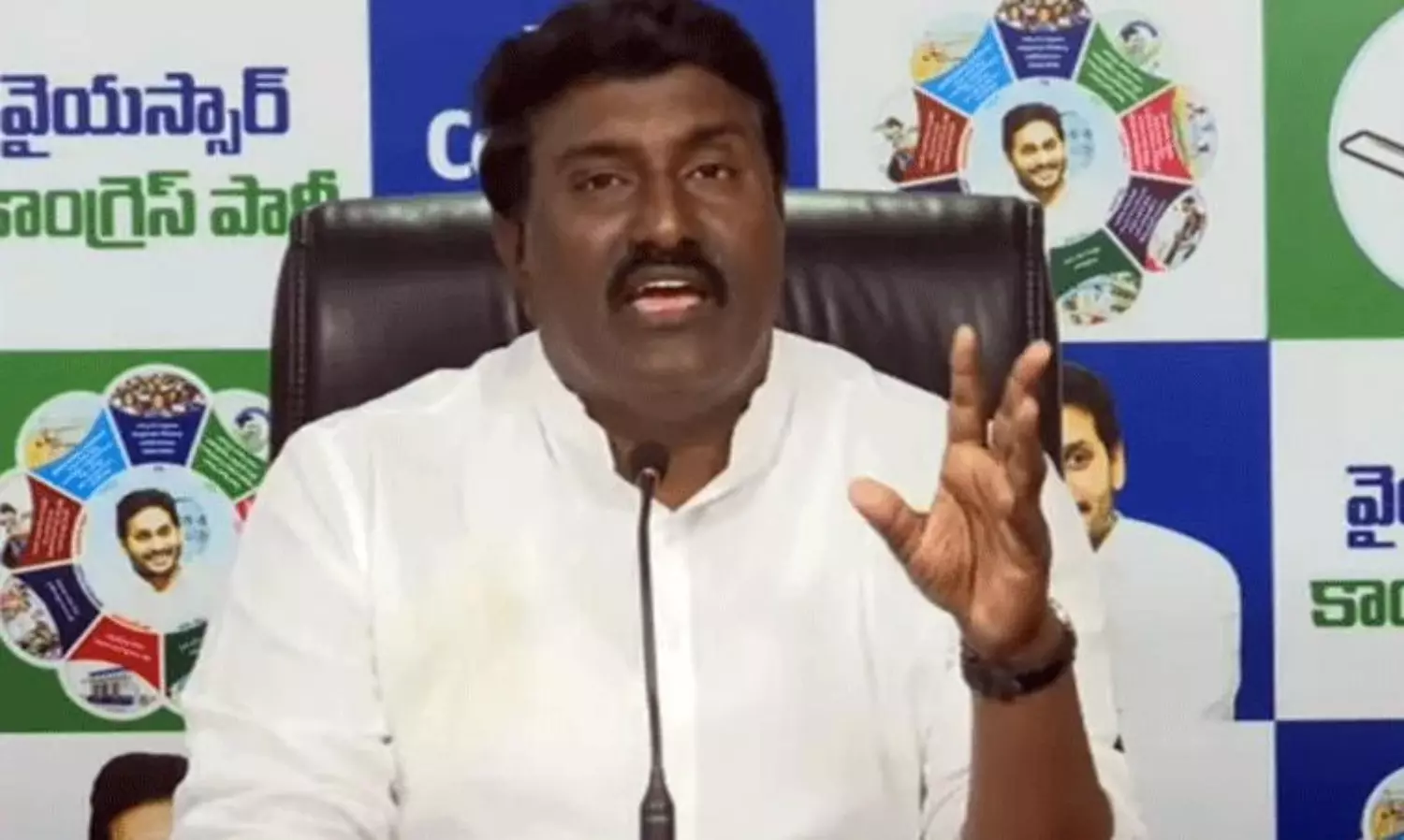 పోతిన మహేష్  గుంటూరుకు షిఫ్ట్