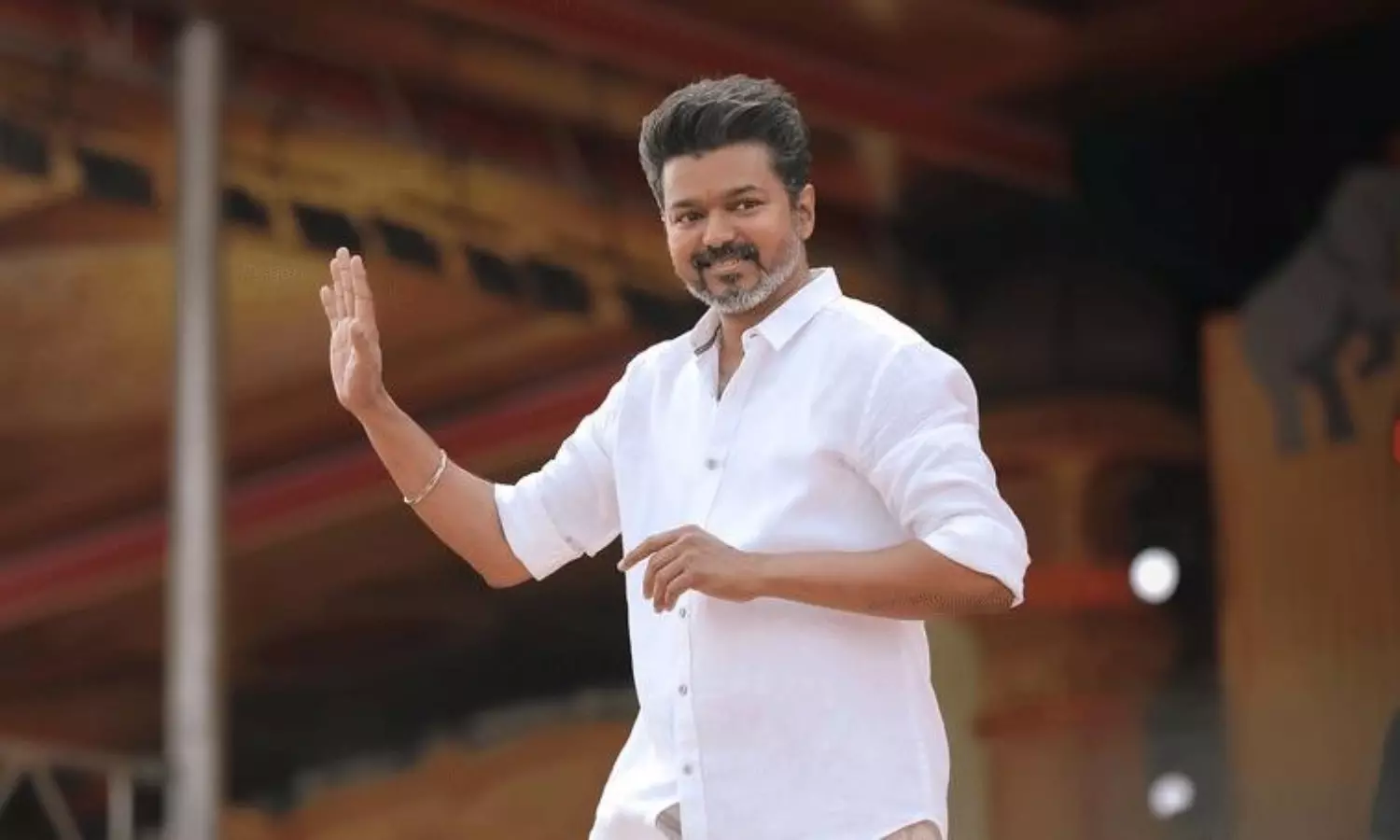 విజయ్‌ రాజకీయాలపై హీరోయిన్‌ కామెంట్స్‌!