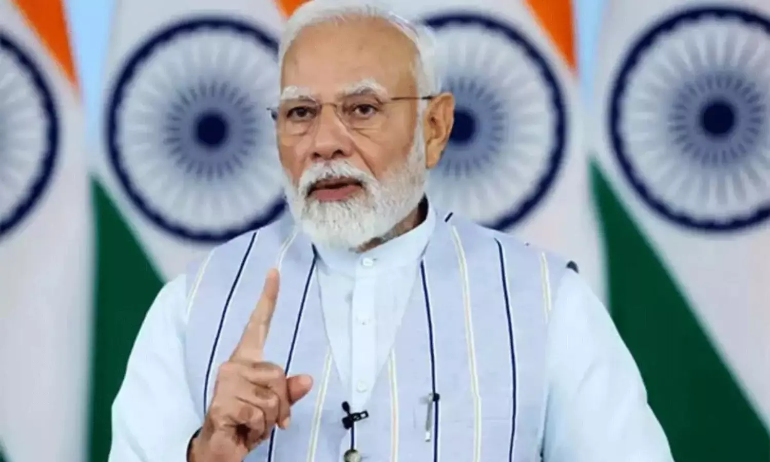 పదకొండేళ్ళ మోడీ...టాప్ త్రీ ర్యాంకర్