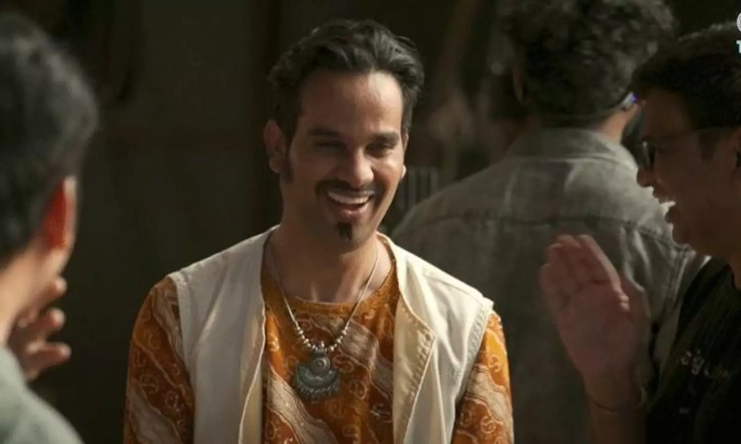 వీర‌మ‌ల్లులో ఆ డైరెక్ట‌ర్ క్యామియో!