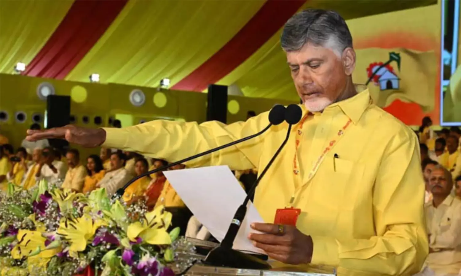 ప్రతీ ఇంట్లో బిజినెస్ మాన్ ని చేస్తే పని చేసేది ఎవరు చంద్రబాబూ ? ప్రతీ ఇంట్లో బిజినెస్ మాన్ ని చేస్తే పని చేసేది ఎవరు చంద్రబాబూ ?