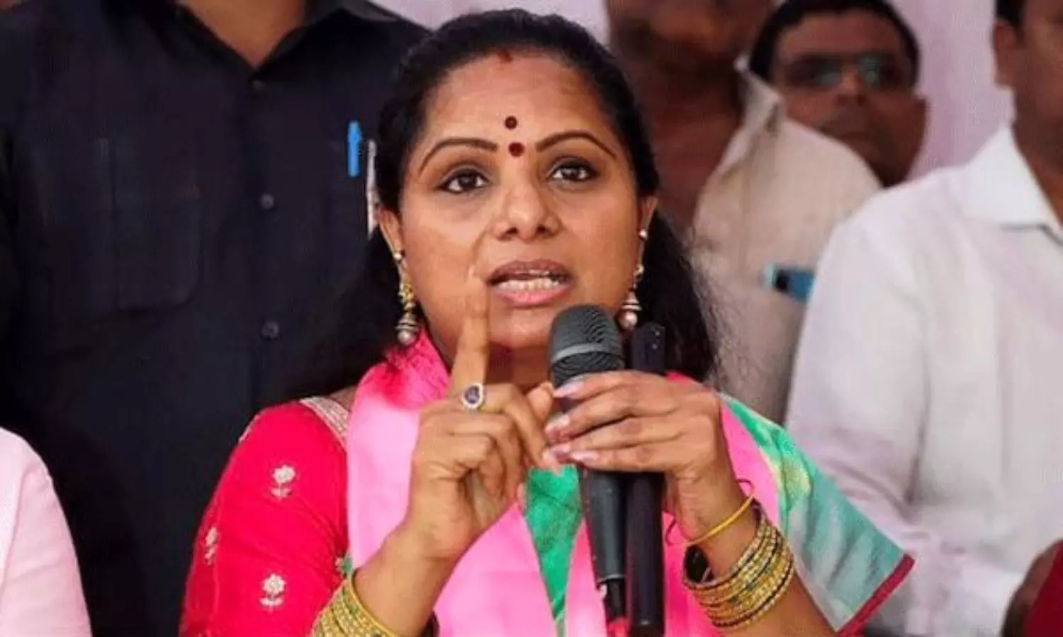 కవిత చిట్ చాట్ సారాంశం ఏంటి? గ్రౌండ్ రిపోర్టు!