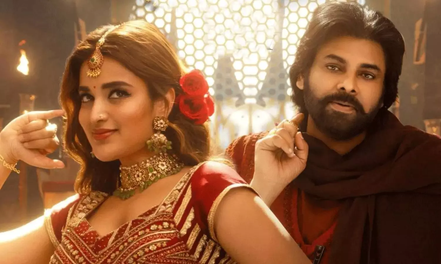 ప‌వ‌న్ రాక‌పోవ‌డం నిధికి క‌లిసొస్తుందా!