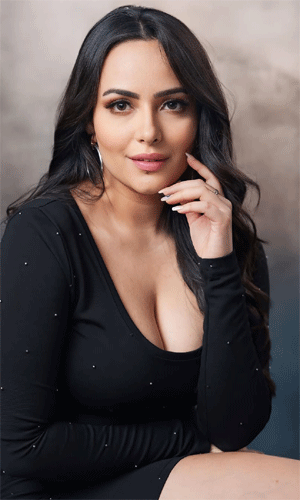 Aanchal Munjal�s Stunning Glam Moment