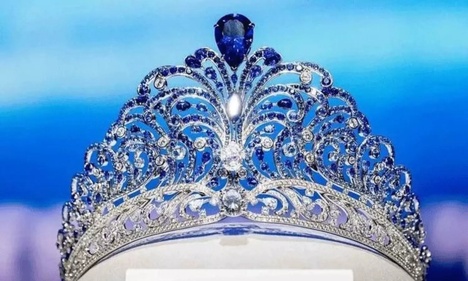 ప్రపంచ సుందరి నిలిచిన విజేత ఏడాదంతా కిరీటం ఆమె వద్దేనా?