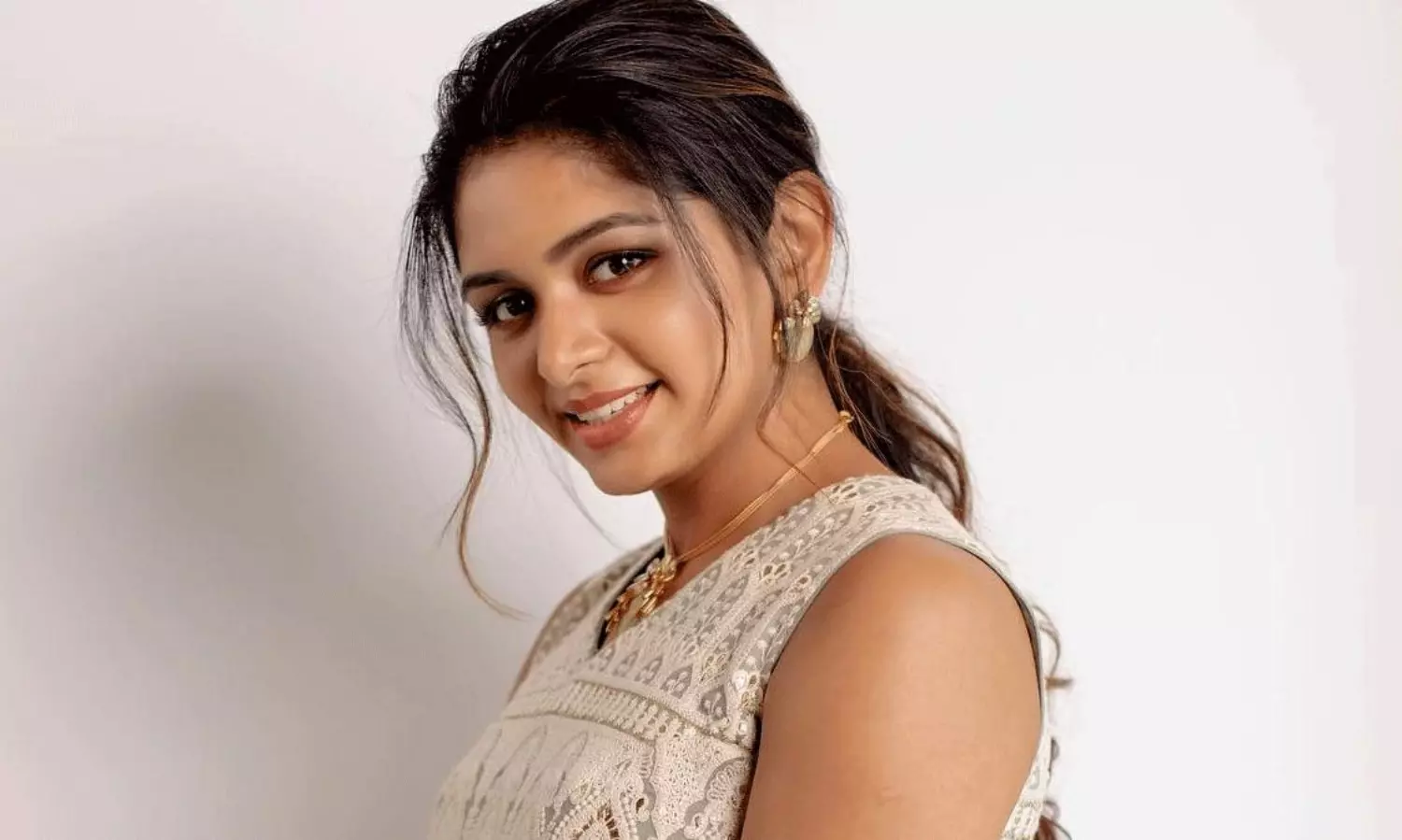 మాస్ రాజాకి జోడీగా శంక‌ర్ కుమార్తె!