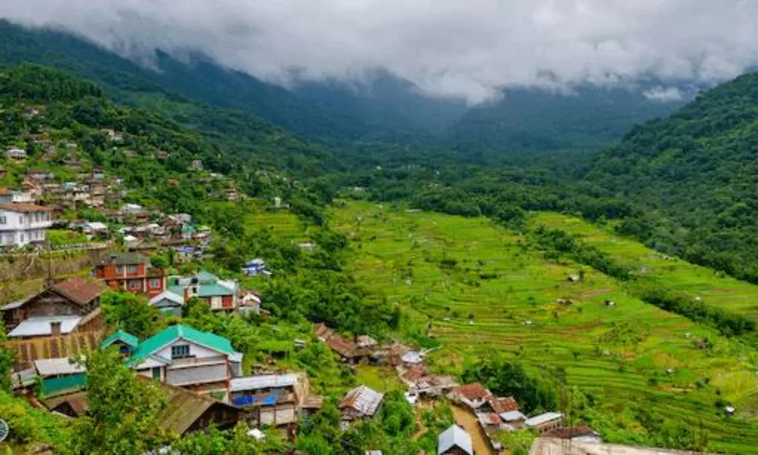 ఆ ఊరిలో ఎవరూ అబద్ధాలు చెప్పరు.. దొంగతనాలు చేయరు!