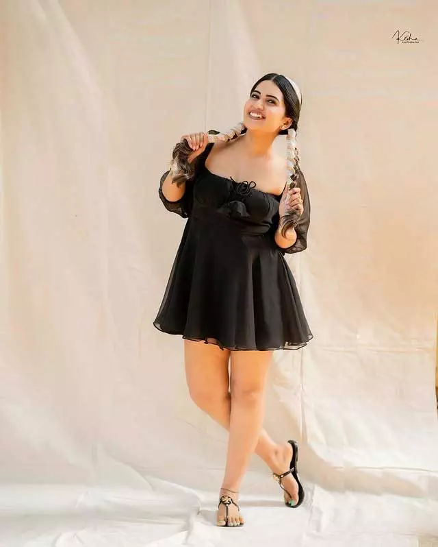 Sravanthi Chokarapu’s Trending Dress From Family Stars Episode Sravanthi Chokarapu’s Trending Dress From Family Stars Episode