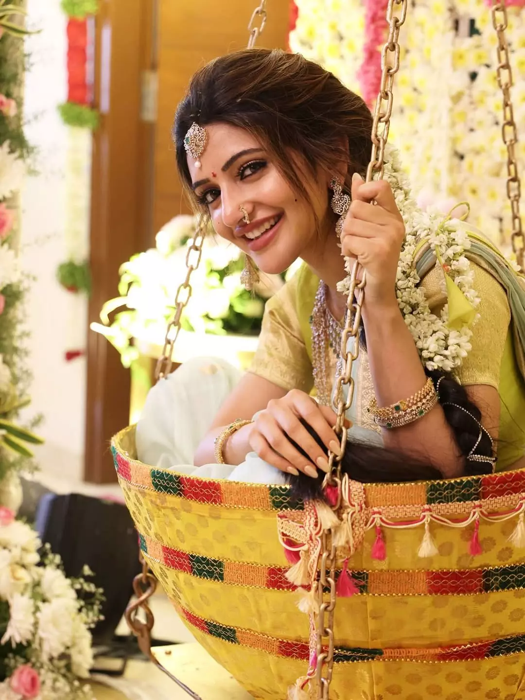 Sreeleela Gets Lifted in Love; Birthday Celebration Goes Viral Sreeleela Gets Lifted in Love; Birthday Celebration Goes Viral