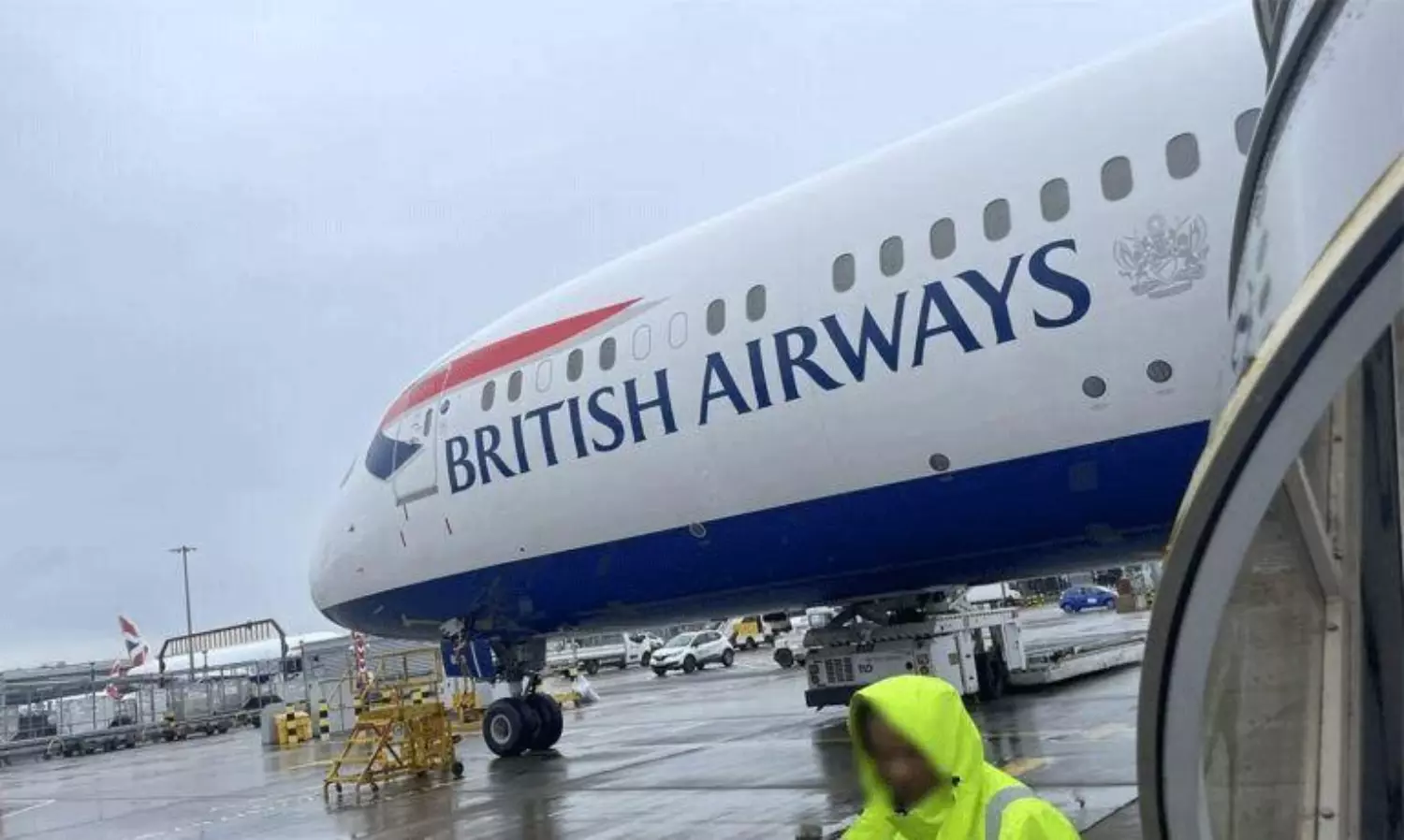 బ్రిటిష్ ఎయిర్‌వేస్ భయం: డబ్బులు పోయాయి, ఫ్లైట్‌ మిస్సయ్యింది