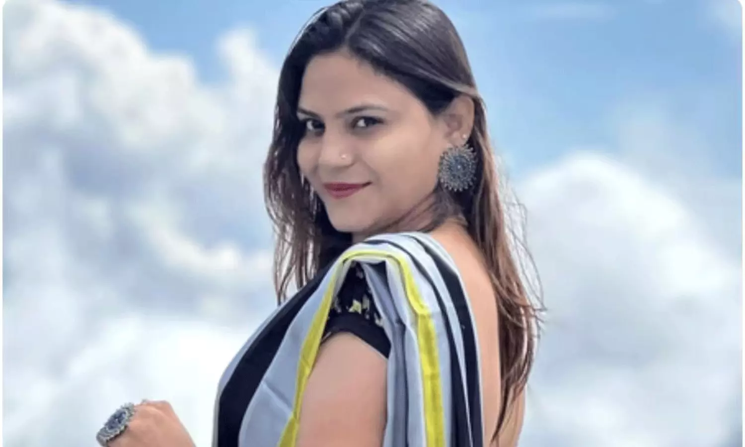 యూట్యూబర్ జ్యోతికి కేరళలో వీఐపీ మర్యాదలు..బీజేపీ తీవ్ర ఆరోపణలు యూట్యూబర్ జ్యోతికి కేరళలో వీఐపీ మర్యాదలు..బీజేపీ తీవ్ర ఆరోపణలు